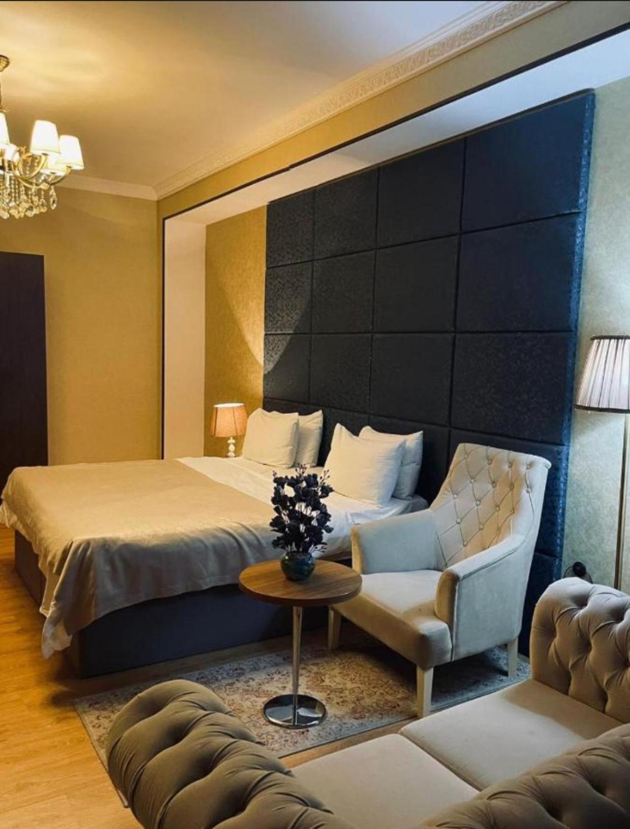 Grand Mirror Hotel Баку Екстериор снимка