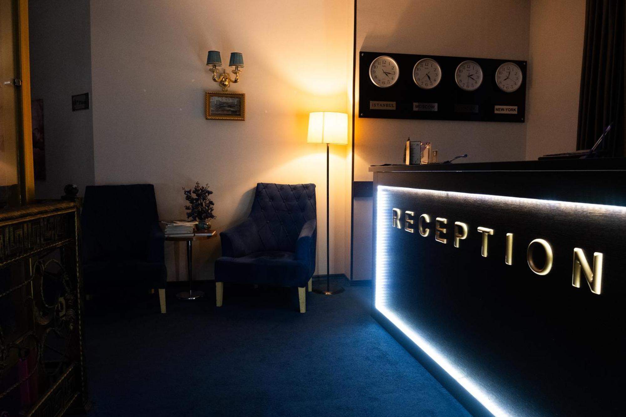 Grand Mirror Hotel Баку Екстериор снимка